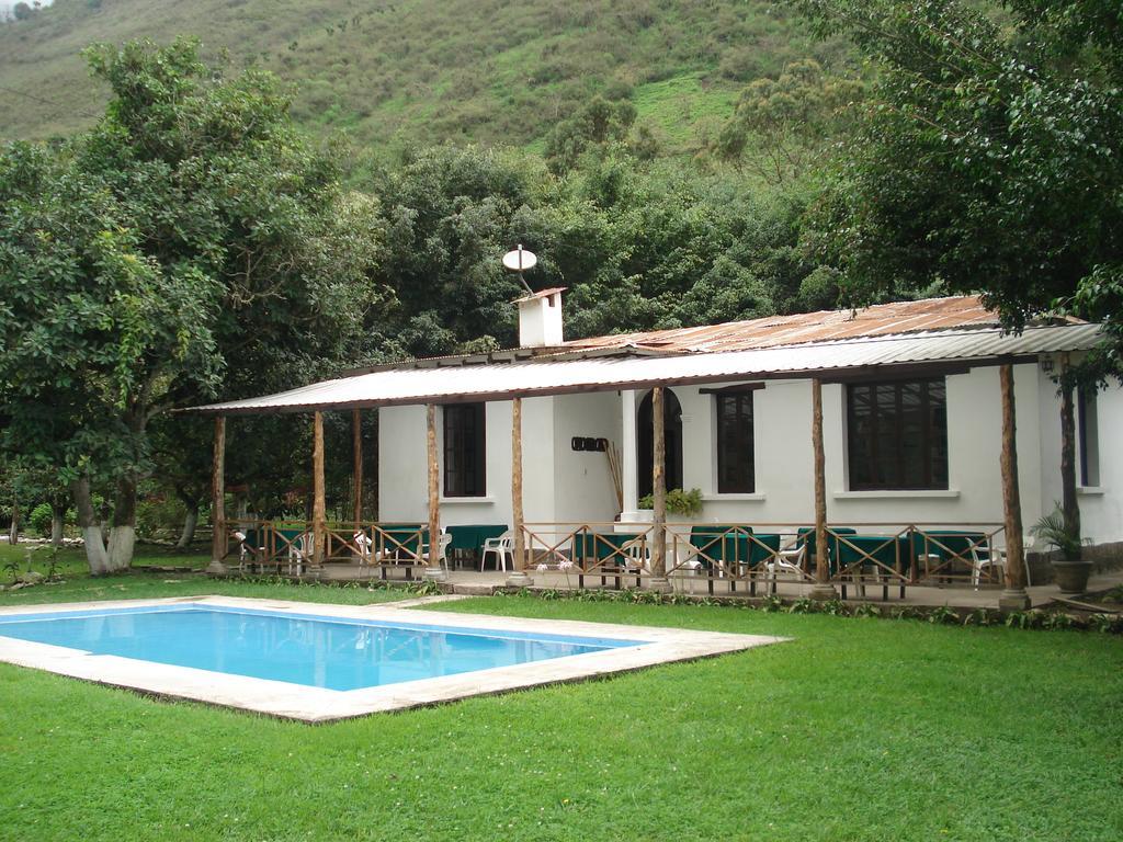 Hosteria La Eterna Primavera Huigra Kültér fotó