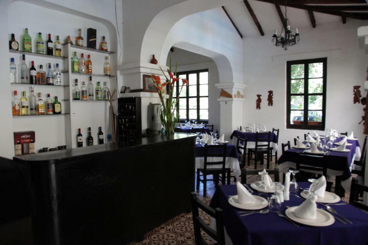 Hosteria La Eterna Primavera Huigra Kültér fotó