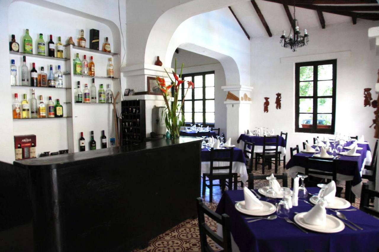 Hosteria La Eterna Primavera Huigra Kültér fotó